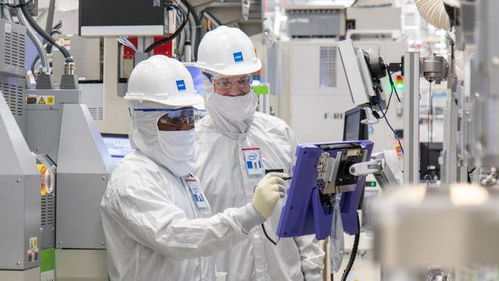 英特爾愛爾蘭工廠完成關鍵設備安裝調試，正式啟動Intel 4芯片生產
